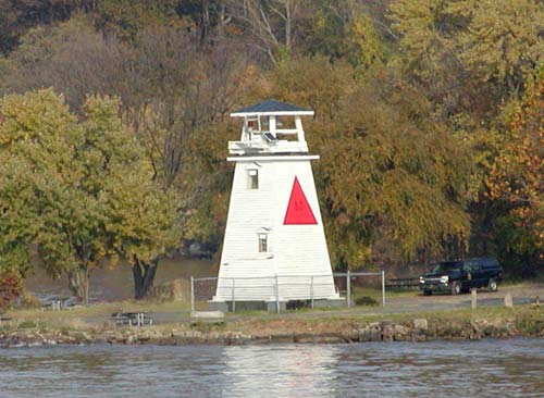 fort washington light